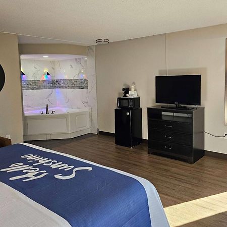 Days Inn By Wyndham Easley West Of Greenville/Clemson Area Exteriör bild