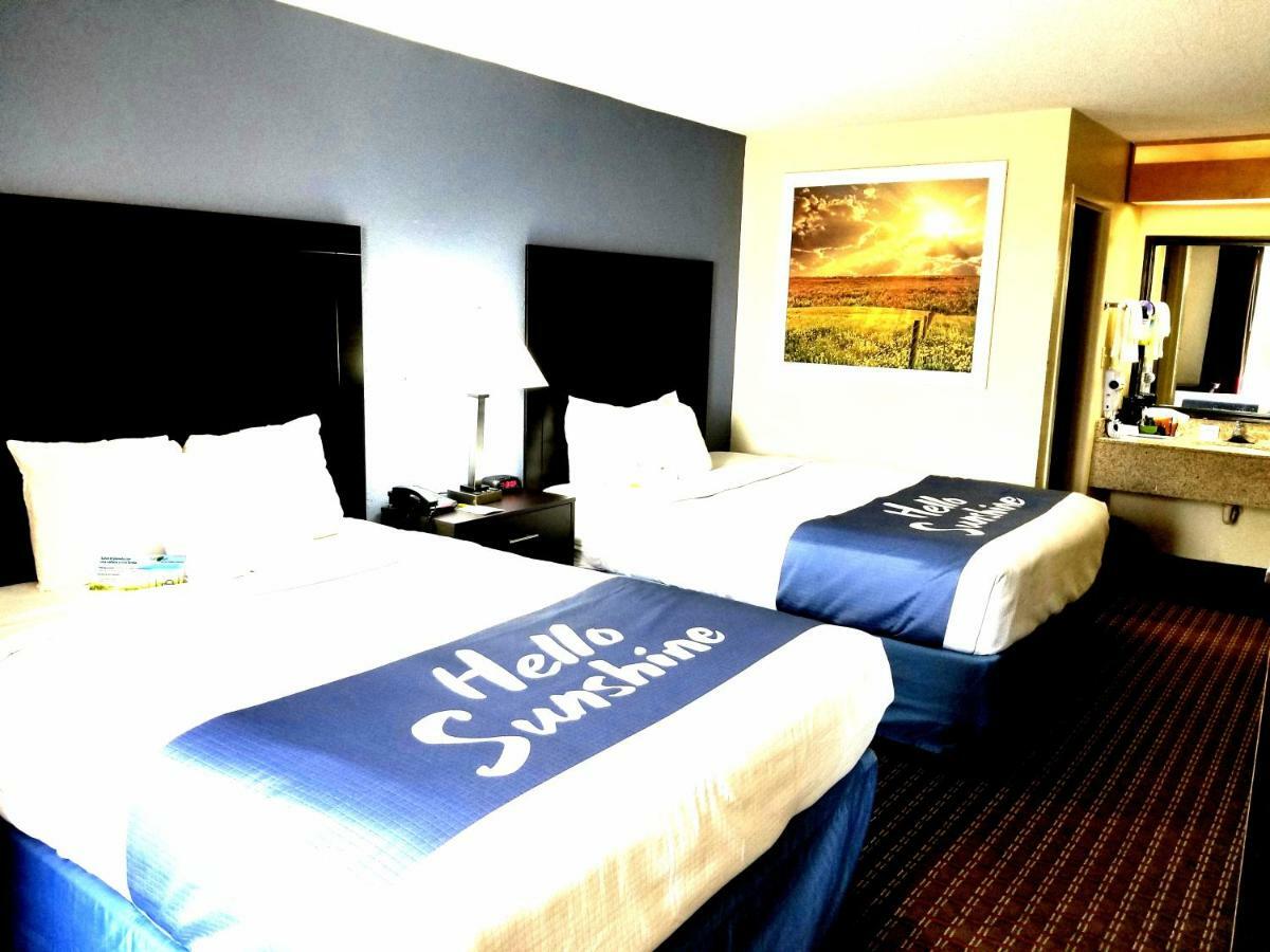 Days Inn By Wyndham Easley West Of Greenville/Clemson Area Exteriör bild